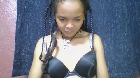 rosia685234 online show from 02/25/25, 11:08