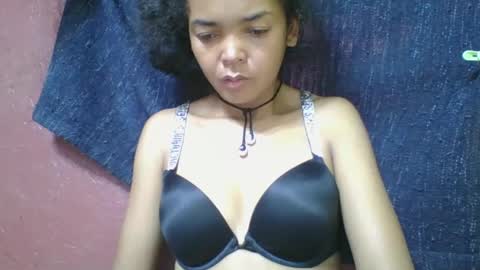 rosia685234 online show from 03/04/25, 08:35