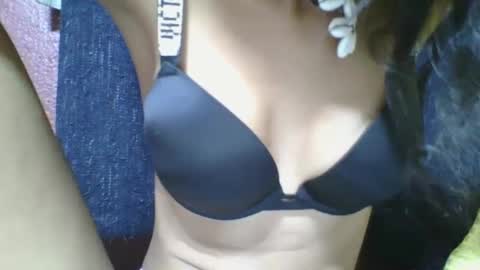 rosia685234 online show from 03/05/25, 03:08