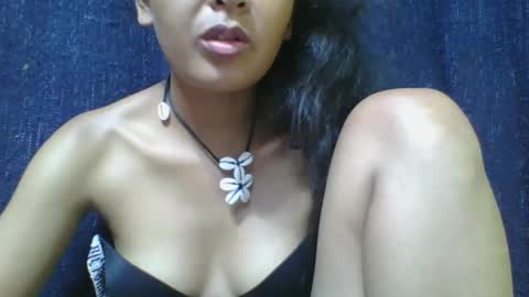 rosia685234 online show from 03/08/25, 07:20