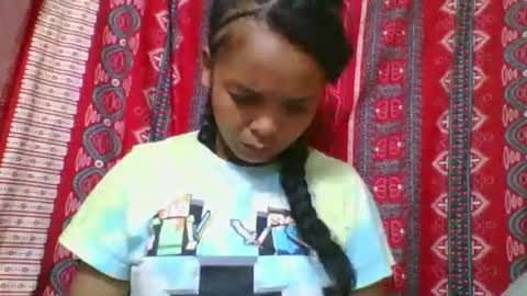 rosia685234 online show from 05/13/26, 02:31