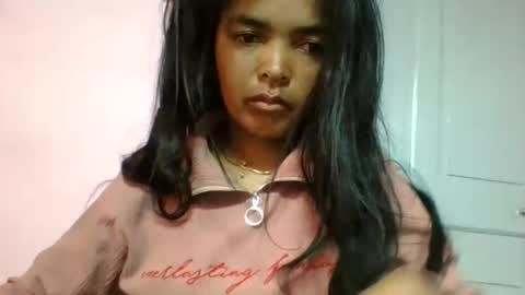 Snapshot of rosia685234 chatting on 07/05/26, 05:03 rosia685234 online show from 07/05/26, 05:03