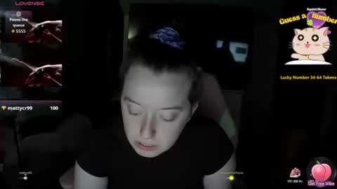 Snapshot of rosie8965804 chatting on 02/11/26, 11:43 rosie8965804 online show from 02/11/26, 11:43