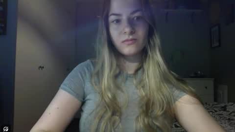 Rosie online show from 11/12/25, 08:04