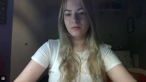 Rosie online show from 11/19/25, 08:14