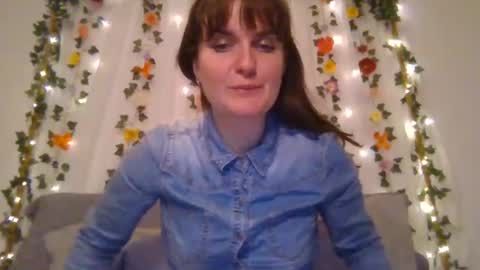 Snapshot of rosie_woods chatting on 11/04/25, 03:27 rosie_woods online show from 11/04/25, 03:27
