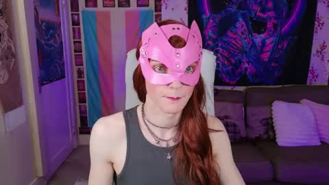 Snapshot of rosieplay chatting on 04/19/26, 06:54 RosieFem online show from 04/19/26, 06:54