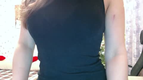 Snapshot of rosierosa chatting on 01/17/25, 03:55 Rosie is waiting for YOU online show from 01/17/25, 03:55