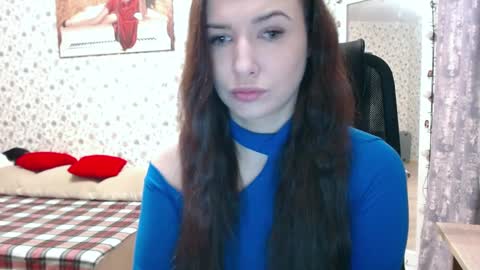 Snapshot of rosierosa chatting on 02/19/25, 04:01 Rosie is waiting for YOU online show from 02/19/25, 04:01