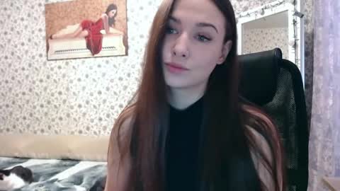 Snapshot of rosierosa chatting on 03/05/25, 12:22 Rosie is waiting for YOU online show from 03/05/25, 12:22