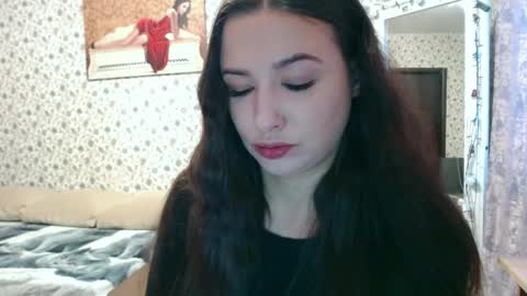Snapshot of rosierosa chatting on 09/23/25, 04:37 Rosie is waiting for YOU online show from 09/23/25, 04:37