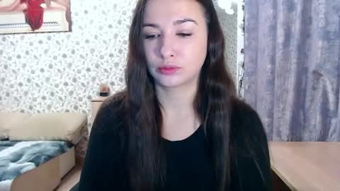 Snapshot of rosierosa chatting on 10/21/25, 04:13 Rosie is waiting for YOU online show from 10/21/25, 04:13