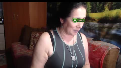 Snapshot of rositaohsky chatting on 12/21/25, 01:24 rositaohsky online show from 12/21/25, 01:24
