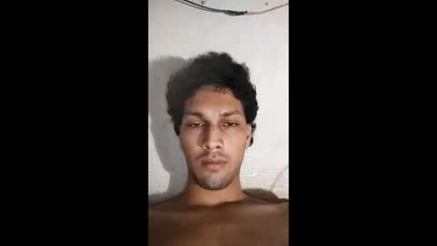 Snapshot of roskof69 chatting on 02/10/25, 01:46 Ribuu online show from 02/10/25, 01:46