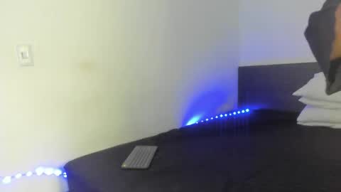 Snapshot of rossabhyy chatting on 04/11/26, 03:00 Rossabhy online show from 04/11/26, 03:00