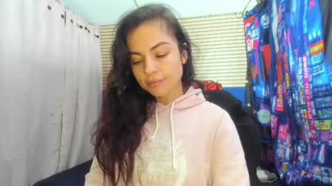 Snapshot of rosse_25 chatting on 07/14/26, 12:33 Would you like to help me with supplementation and sports suits so I can compete in powerlifting online show from 07/14/26, 12:33