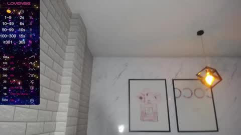 Snapshot of rosse_jeane_v chatting on 01/26/25, 01:04 rosse jeane v online show from 01/26/25, 01:04