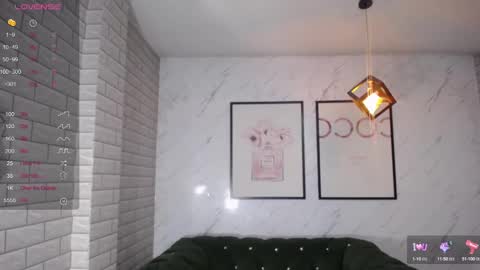 Snapshot of rosse_jeane_v chatting on 02/17/25, 04:15 rosse jeane v online show from 02/17/25, 04:15