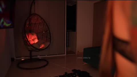 Rossey online show from 02/24/25, 07:44