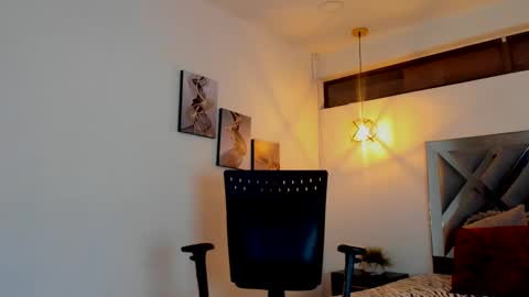 Ross online show from 10/04/25, 04:10