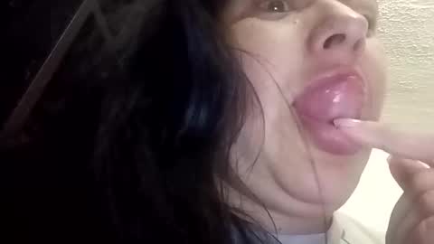 rossiteylor368516 online show from 05/26/26, 06:04