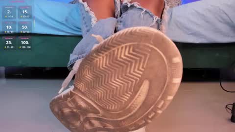 Snapshot of rosyejones chatting on 10/11/25, 02:55 rosyejones online show from 10/11/25, 02:55