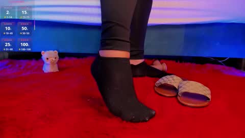 Snapshot of rosyejones chatting on 10/25/25, 02:41 rosyejones online show from 10/25/25, 02:41