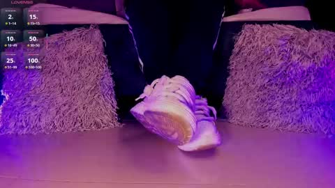 Snapshot of rosyejones chatting on 11/20/25, 03:07 rosyejones online show from 11/20/25, 03:07