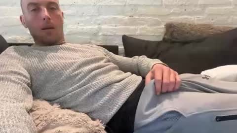 Snapshot of rotteei1 chatting on 04/11/26, 10:08 rotteei1 online show from 04/11/26, 10:08