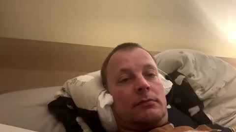 Snapshot of rotunda1874 chatting on 02/12/25, 12:48 rotunda1874 online show from 02/12/25, 12:48