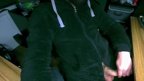 Snapshot of roughwonder chatting on 01/07/25, 02:42 Luke online show from 01/07/25, 02:42