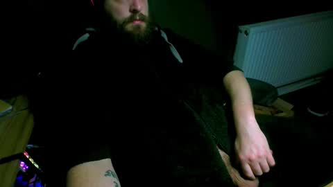 Snapshot of roughwonder chatting on 02/28/25, 03:04 Luke online show from 02/28/25, 03:04