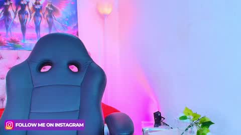 Snapshot of roulyy chatting on 01/24/25, 10:41 JESSY ROULY online show from 01/24/25, 10:41