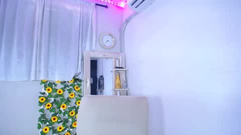 rous_25 online show from 12/15/24, 04:59