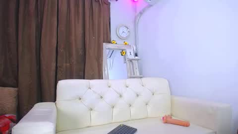 rous_25 online show from 03/12/25, 03:40