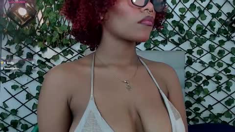 Snapshot of rous_55 chatting on 02/08/25, 06:33 Rous online show from 02/08/25, 06:33