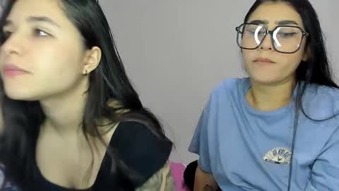 Snapshot of rous_and_sweet chatting on 02/19/26, 02:40 Rous and Sweet online show from 02/19/26, 02:40