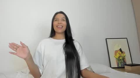 Snapshot of rouse_46 chatting on 12/19/25, 11:12 Rouse online show from 12/19/25, 11:12