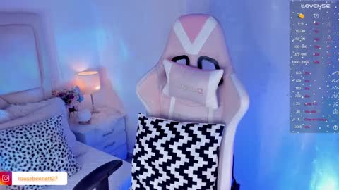 Snapshot of rouse_benett27 chatting on 12/07/24, 01:14 online show from 12/07/24, 01:14