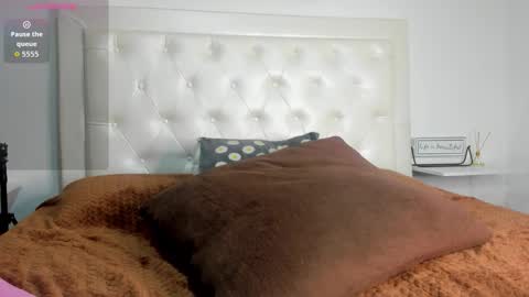 rouse_sexy_hotxx77 online show from 09/25/25, 01:15