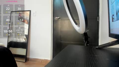 rouse_sexy_hotxx77 online show from 09/28/25, 03:39