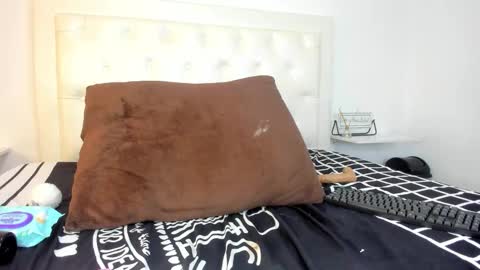 rouse_sexy_hotxx77 online show from 11/02/25, 04:31