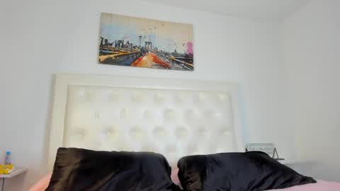 Snapshot of rouse_sexy_hotxx77 chatting on 04/21/26, 08:23 rouse_sexy_hotxx77 online show from 04/21/26, 08:23