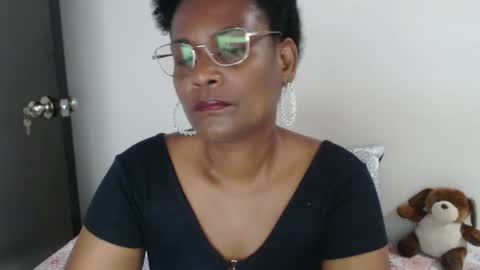 luxa online show from 02/04/25, 01:06