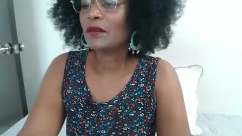 luxa online show from 02/16/25, 07:27