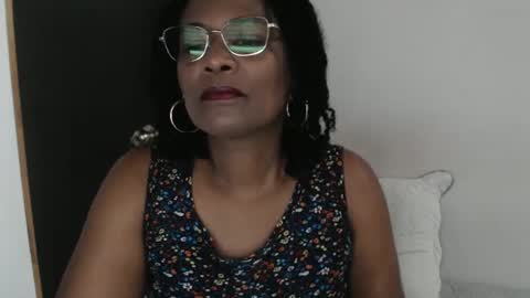 luxa online show from 03/05/25, 12:55