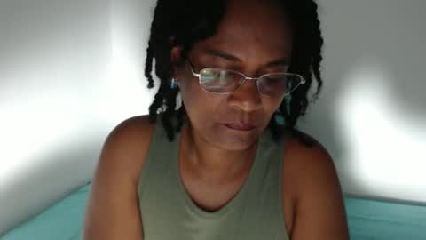 luxa online show from 11/27/25, 01:13