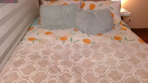 Snapshot of rouss_henao chatting on 01/25/25, 06:01 Rouss marie henao online show from 01/25/25, 06:01