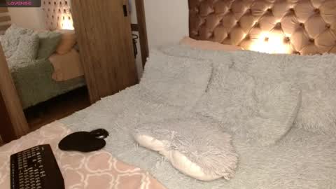 Snapshot of rouss_henao chatting on 02/25/25, 05:36 Rouss marie henao online show from 02/25/25, 05:36