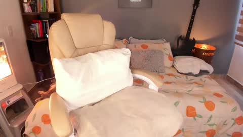 Snapshot of rouss_henao chatting on 09/19/25, 12:17 Rouss marie henao online show from 09/19/25, 12:17